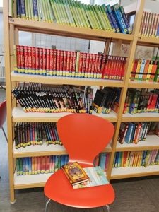 Bücherregal, Schule