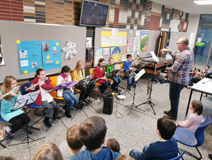 Bläserklasse - Schüler haben Ihr erstes konzert